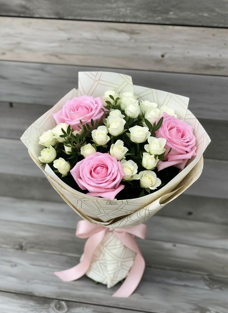 Букет цветов из: Розы в Ессентукской