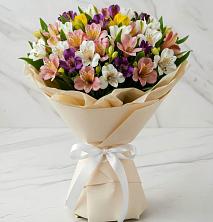 Букет цветов из:  Альстромерии в Ессентукской