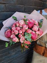 Букет цветов из:  Розы в Ессентукской