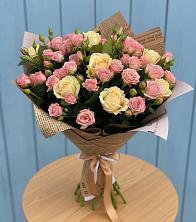Букет цветов из:  Розы в Ессентукской